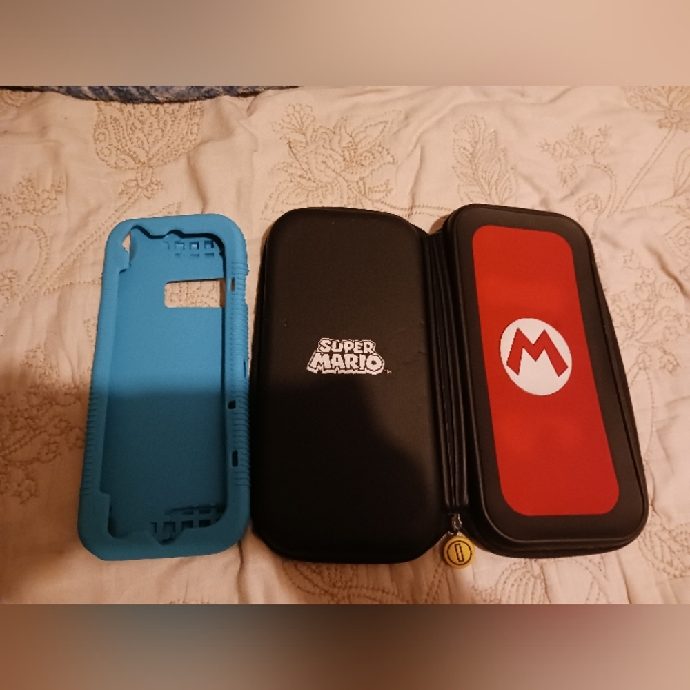Nintendo game console protector and case